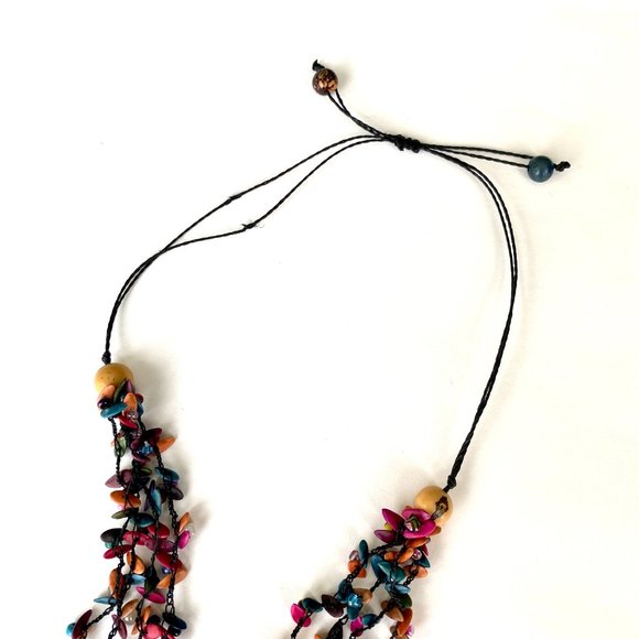 Panama Artisan Handmade Multi Colour Nut Beaded Adjustable String Necklace - Picture 10 of 15